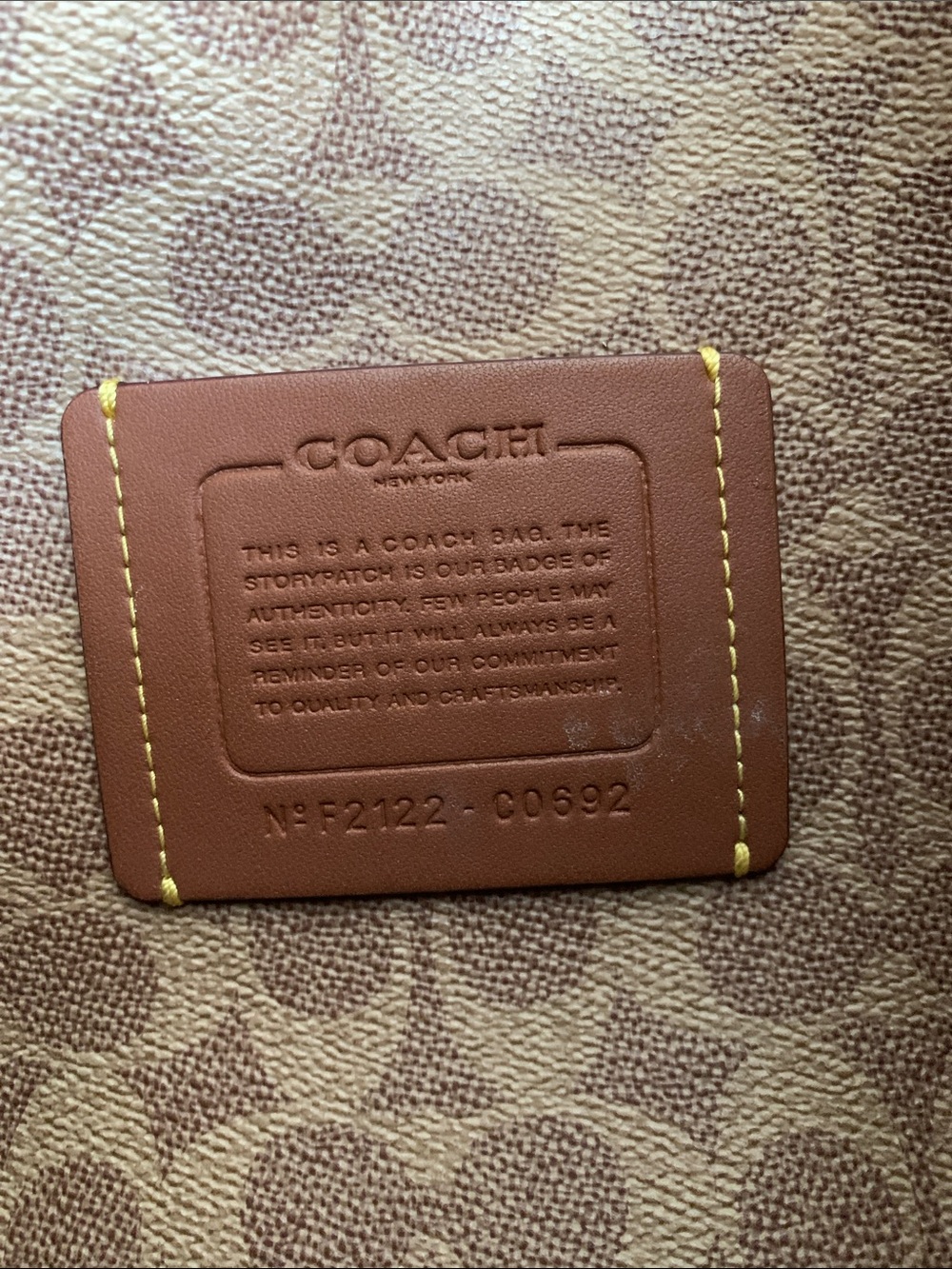 Coach Green Pebbled Leather Turnlock Tote with Tan Tag - Picture 2 of 11